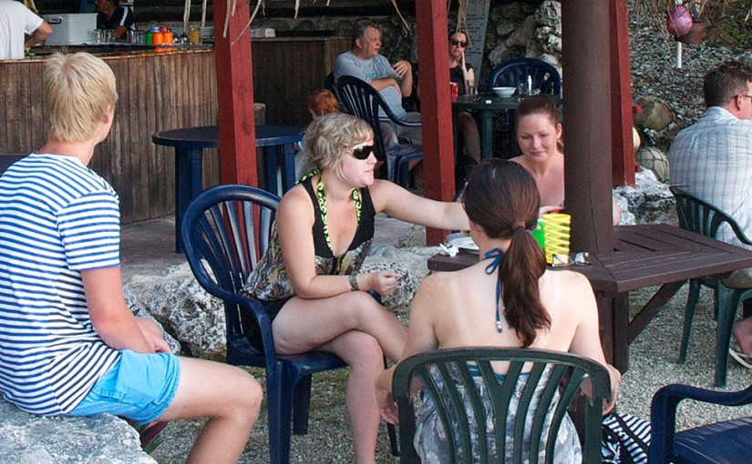 Washaway Cafe: The Pacific Honesty Bar