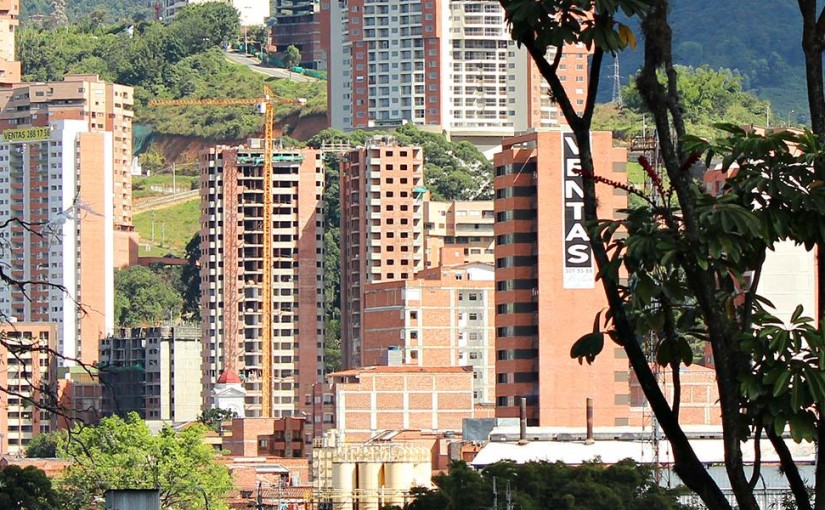 Follow the footsteps of drug lord Pablo Escobar