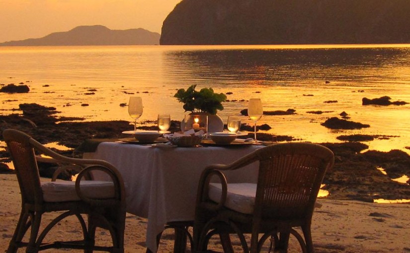 Discover Miniloc, an eco island treasure