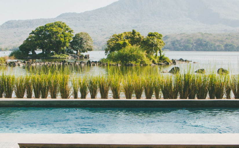 Go incommunicado on this island abode