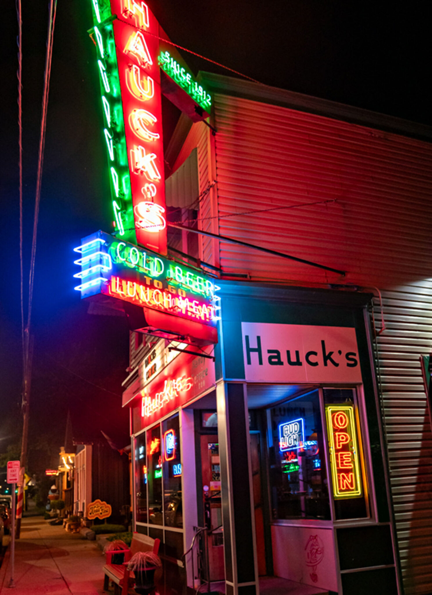 Gotta love a bit of neon. 