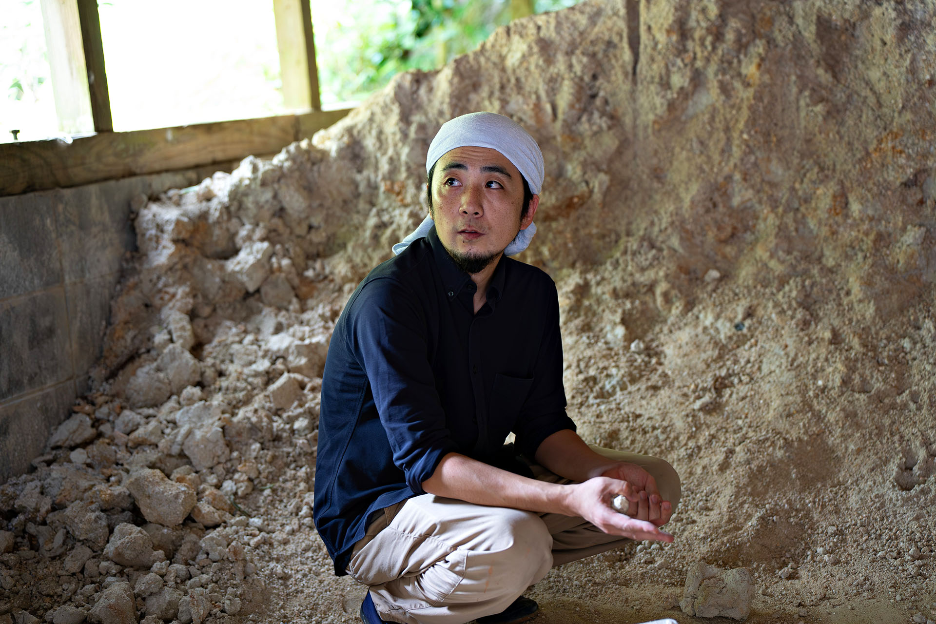 Masahiro Sakakura at work.