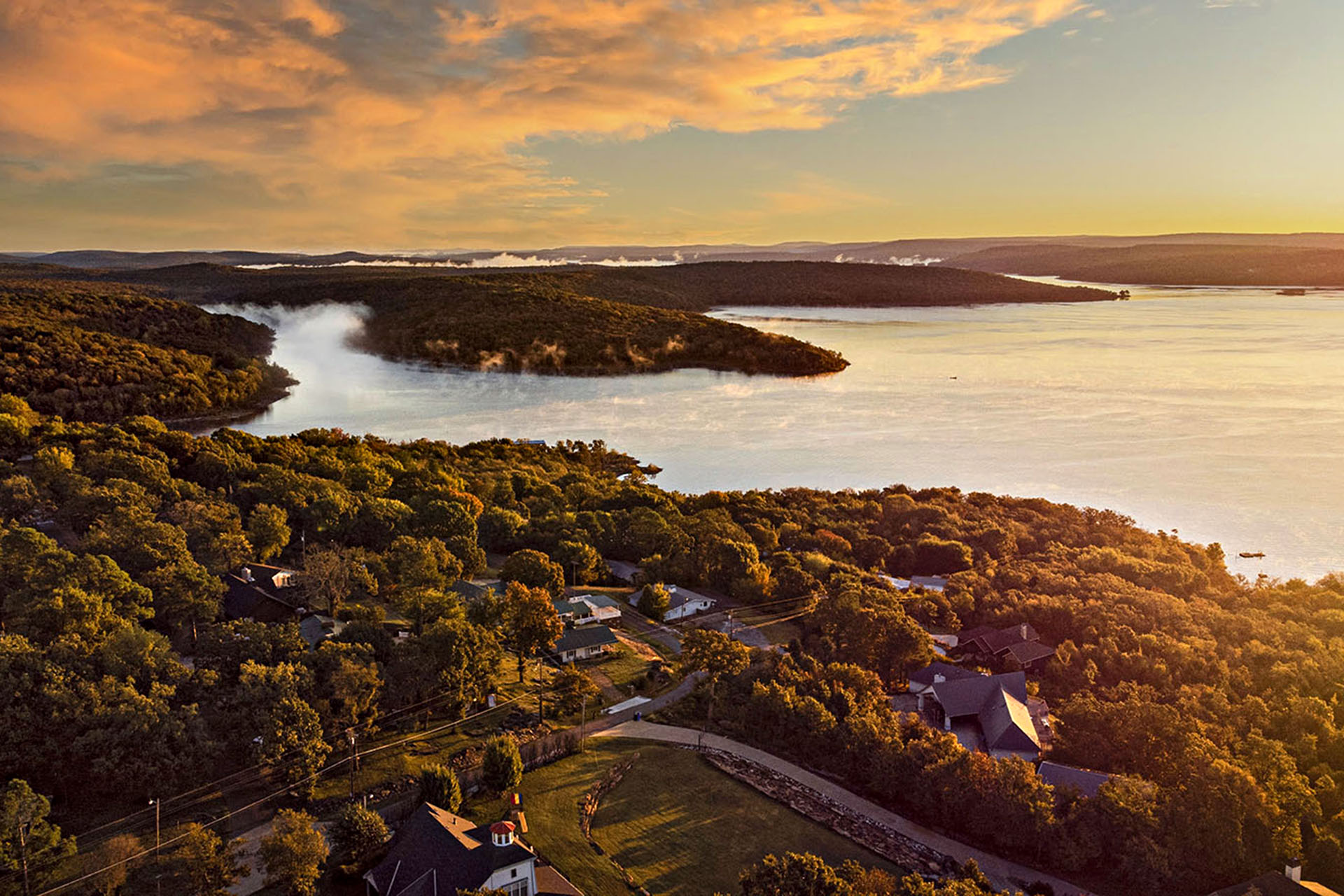 Sunset view over Tenkiller.