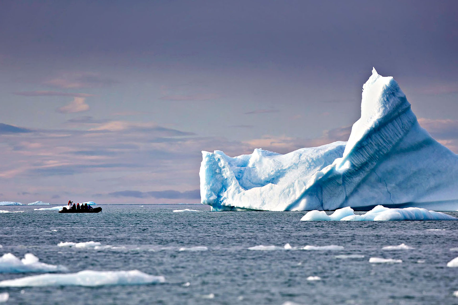 Icebergs 'the size of your house' isn't just an expression, but an actual comparison.