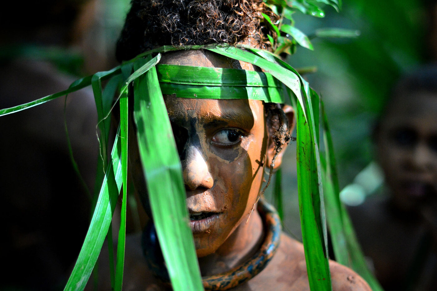 John Ringikoro prepares for the second spear fight at the Santa Catalaina Spear Fighting Festival 2011.