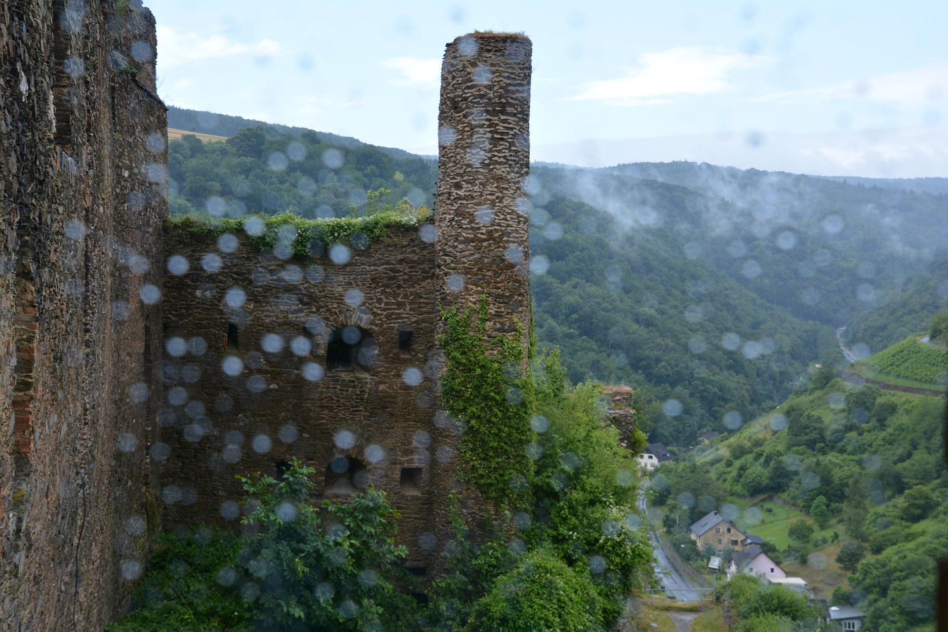 Romanticising my life through a window pane.