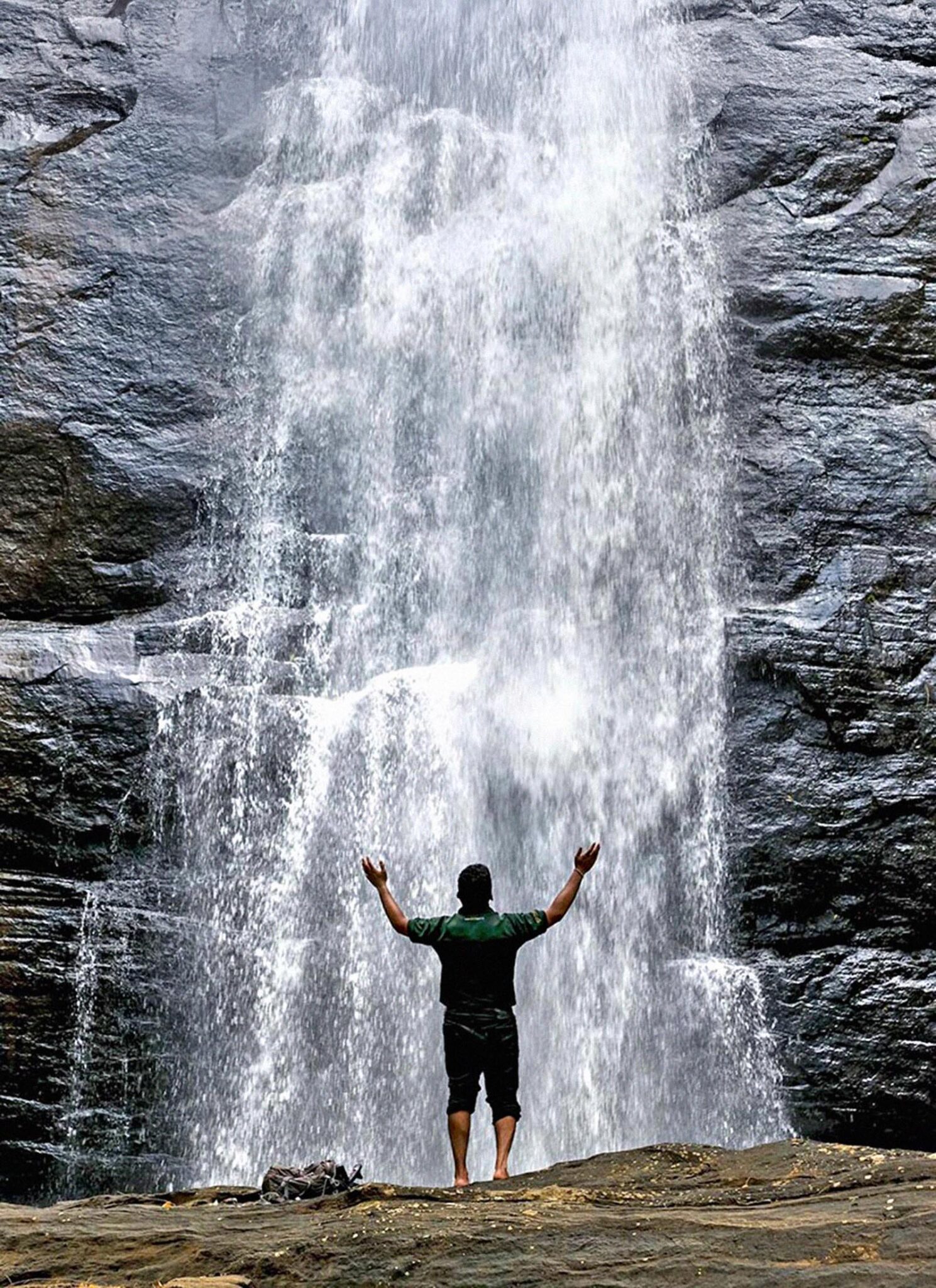 Gan Ella waterfall. On a single hike in Sri Lanka you can encounter mountains, bush, tall-grass, rivers, wetlands...and waterfalls. 